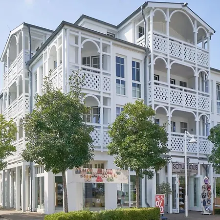 Apartment Mit Badewanne In *